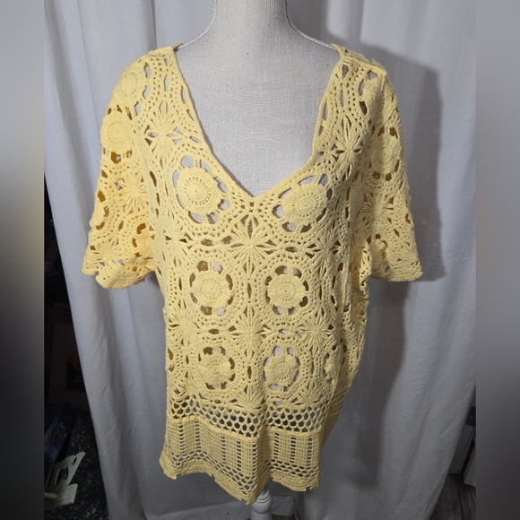 Roaman's Yellow Crochet V Neck Top Sz 22/24 - Picture 1 of 5